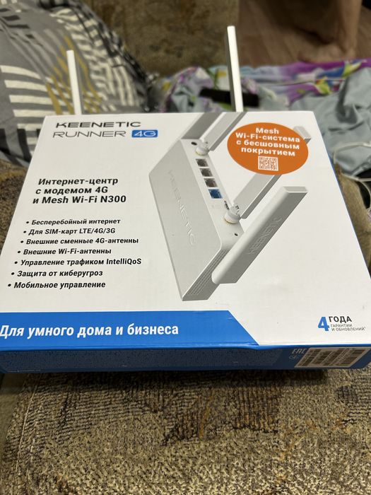 Wi-Fi роутер Keenetic Runner 4G KN-2212