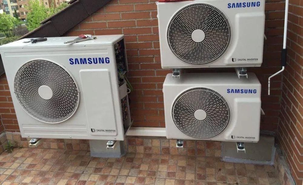 Instalam aparate de aer conditionat.
