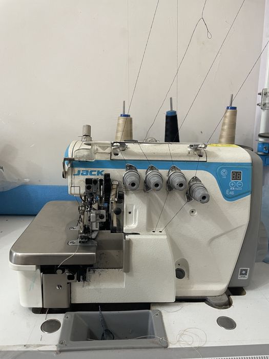 Швейная машинка