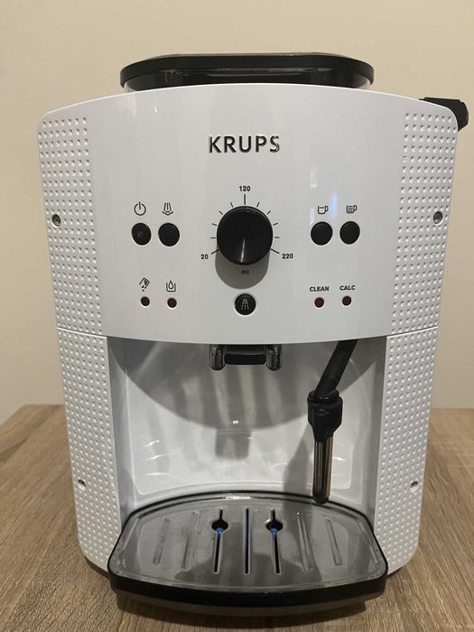 Kафемашина Krups Essential EA810570