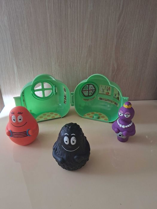 Barbapapa къща с фигури на Барбароните