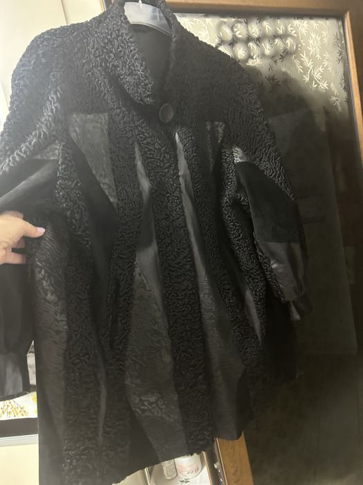 Haina blana dama astrahan