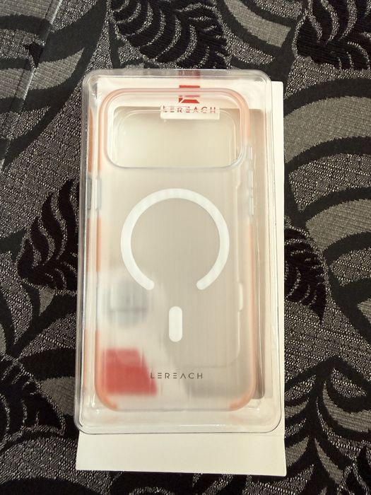 Калъфи за IPhone 17pro/17pro max