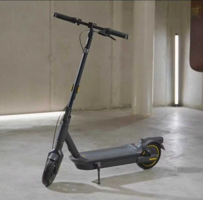 Шикарный Ninebot G2 by Segway