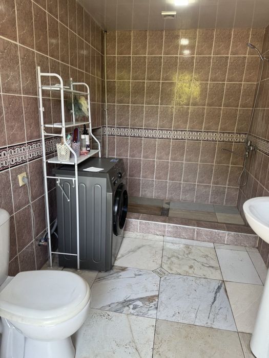 Назарбек участок 10 комнат Срочно!!!