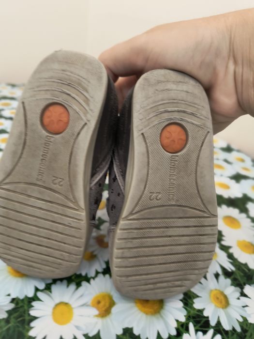 Обувки Biomechanics 22 номер - 10 лв.