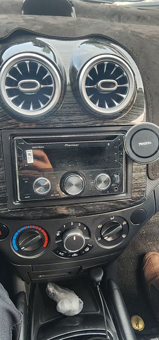 Pioneer 725 120$