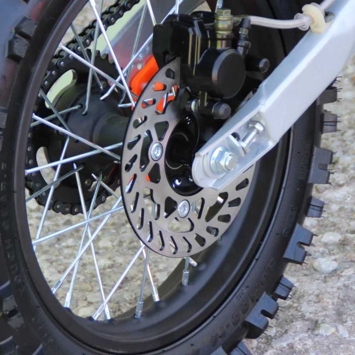 Бензинов Кросов мотор 125 кубика MaxMotors - Оранжев