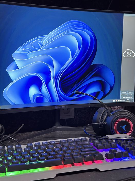 Kampiuter manitor 27 dyum