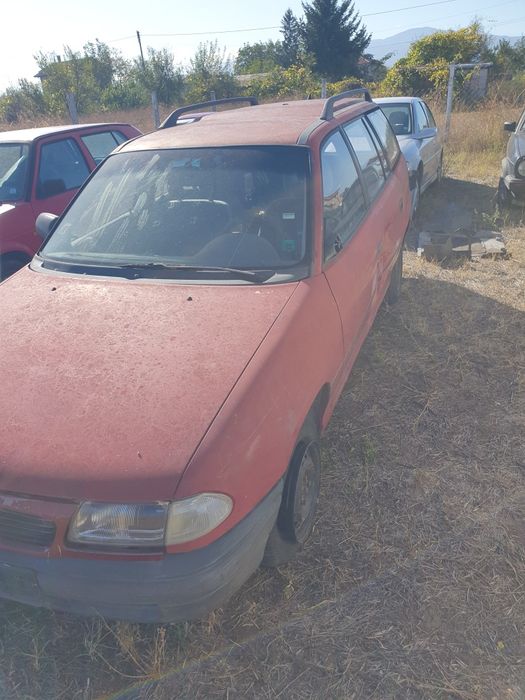 Opel Astra на части