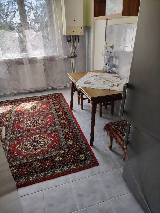 Vând apartament 2 camere, zonă ultracentrală