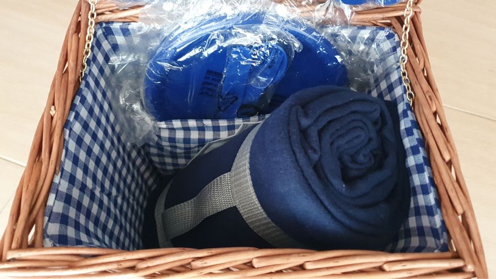 Плетена кошница за пикник за 4ма