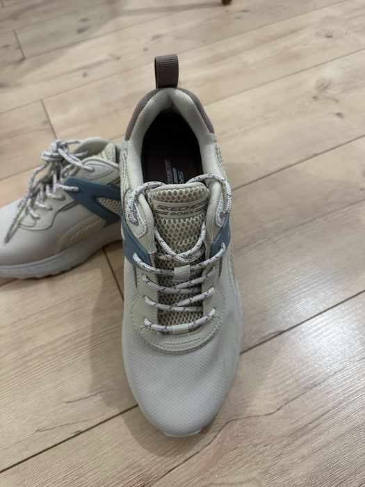 Кроссовки Sketchers 40размер