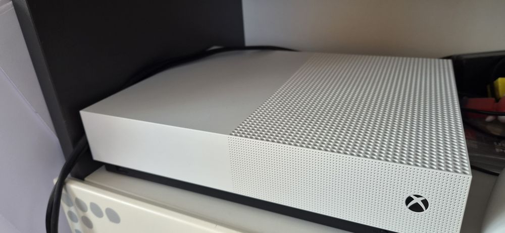 Vand X Box One S Nou