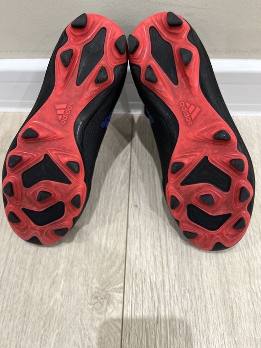 Футболни обувки Adidas