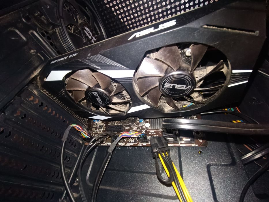 Продам видеокарту 1050ti на 4gb