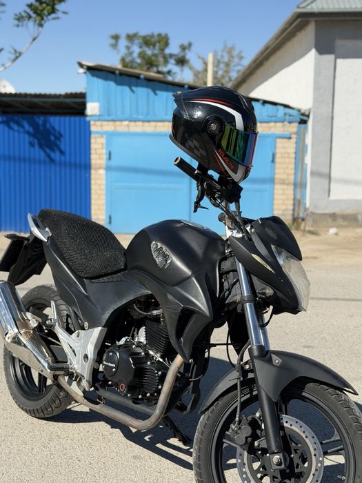 Racer SkyWay ZH200-3
