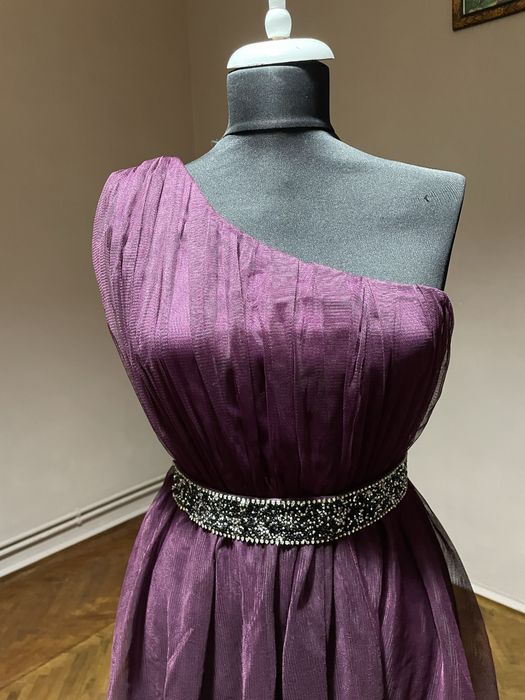 Rochie eleganta pentru evenimente