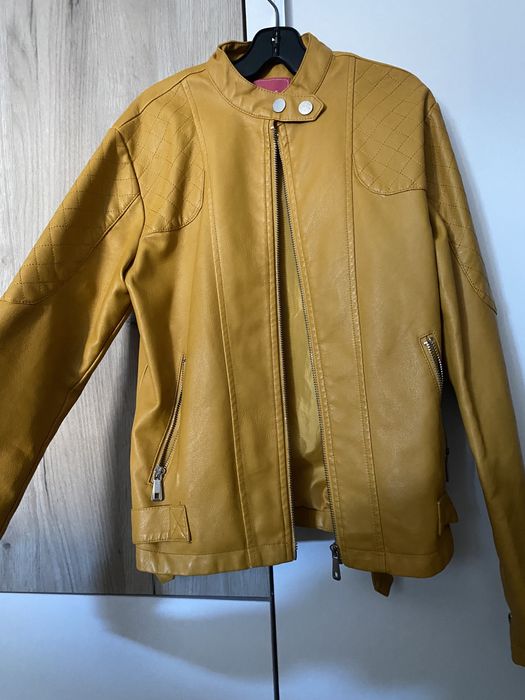 Кожено яке цвят горчица