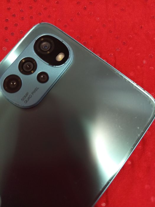 Телефон Motorola g22