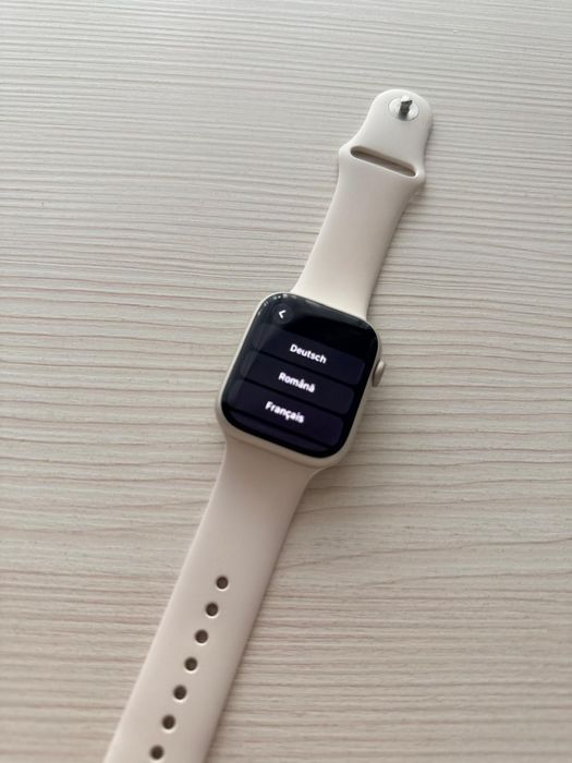 Apple Watch Seria 7 Starlight 45 mm