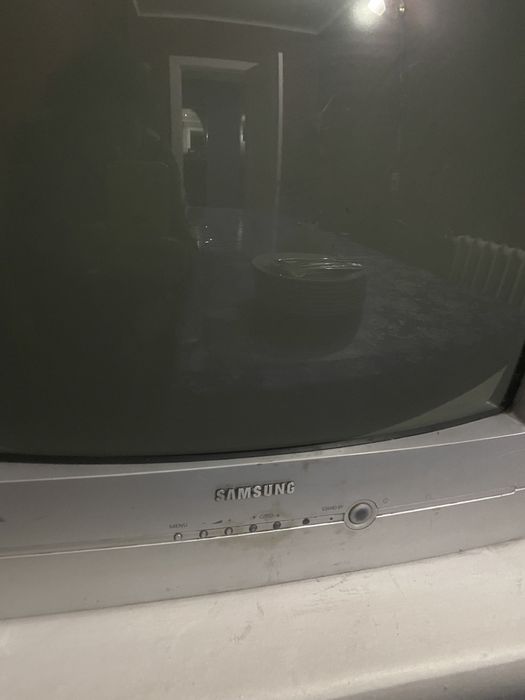 Телевизор самсунг