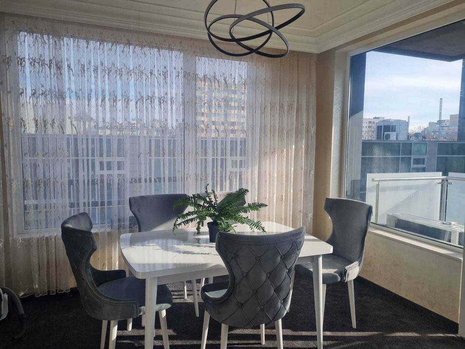 Апартамент тристаен-119 кв.м-Пловдив