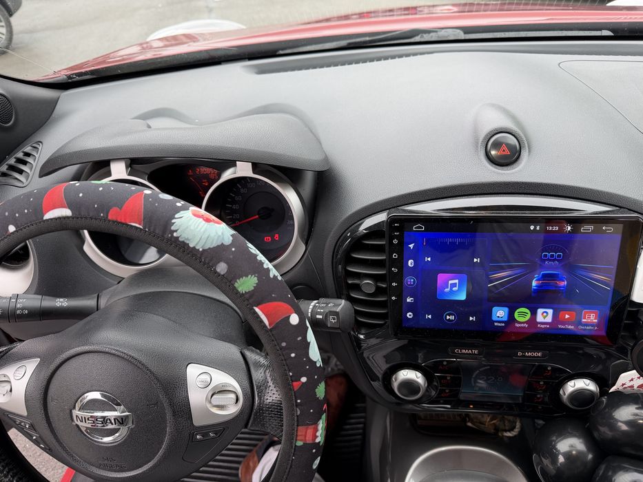 Страхотен Нисан Джук 1.6 бензин