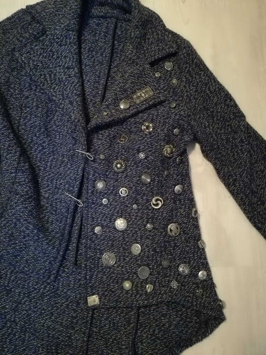 Дамско сако модел фрак