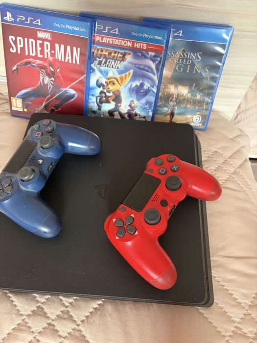 PlayStation 4 slim