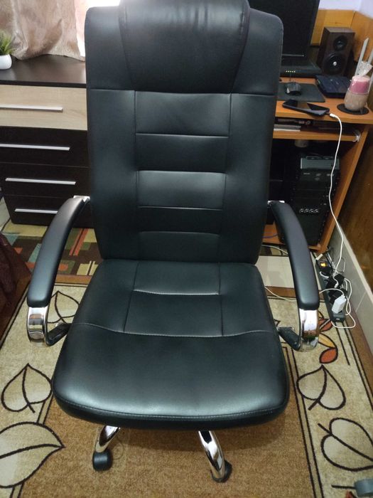 Нов Директорски стол