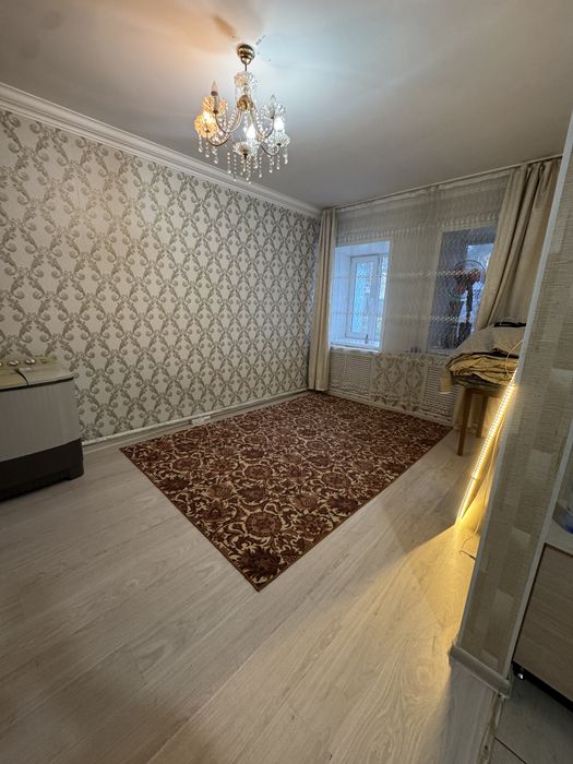 Продается частный дом в районе Пединститута в общем дворе!