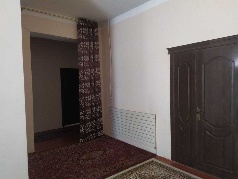 Mevazor MFY (SHreder) da 6 sotx uy sotiladi.