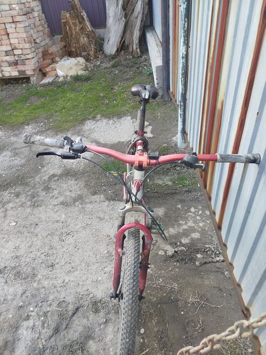 На продаже велосипед Cronus