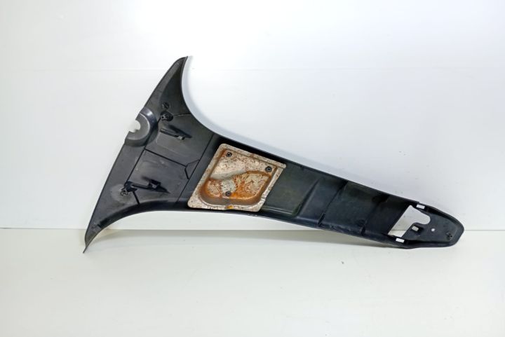 Ornament stalp B 8200720244 Dacia Duster prima generatie seria