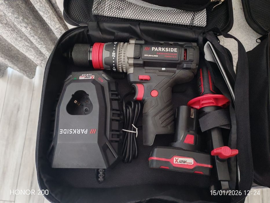 Bormașină Parkside acumulator și incarcator