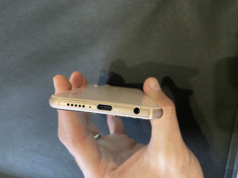 Huawei P20 lite cu display spart!