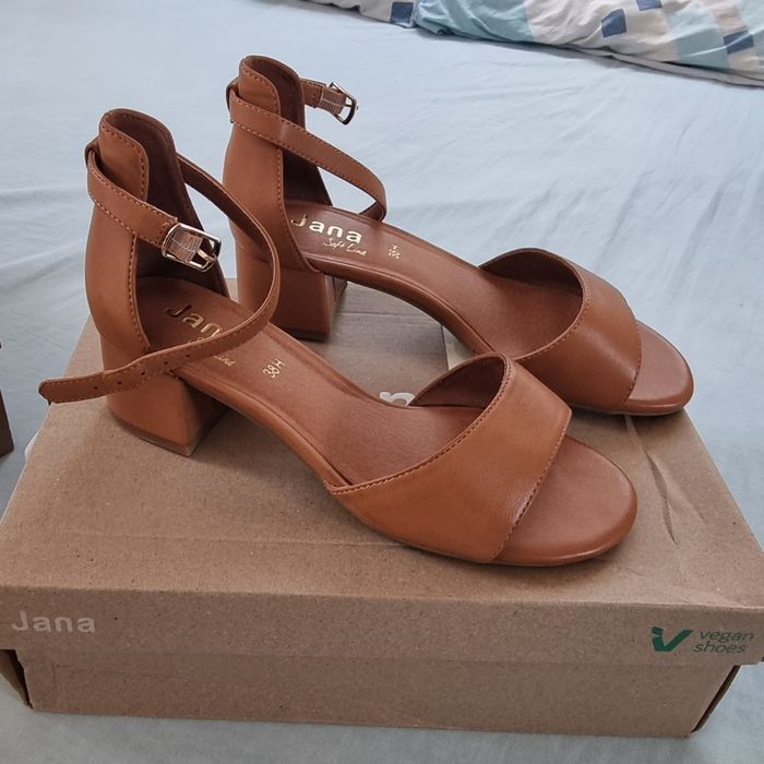 Дамски официални сандали с ток Jana 38н