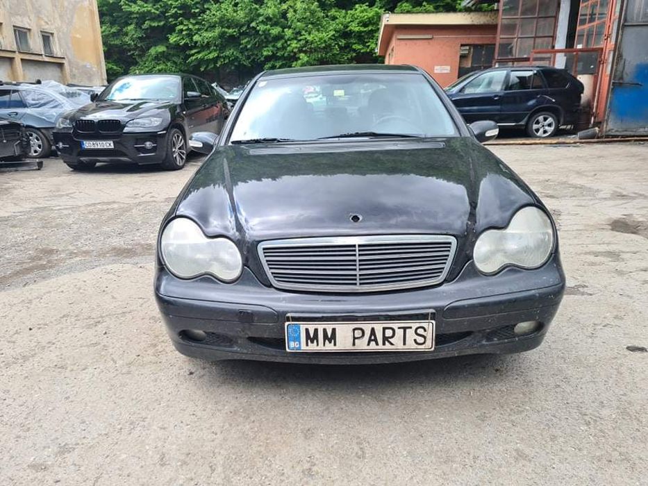 Mercedes W203 C220CDI 143кс ръчка седан НА ЧАСТИ!