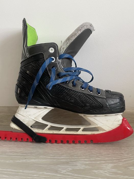 хоккейные коньки bauer XLS