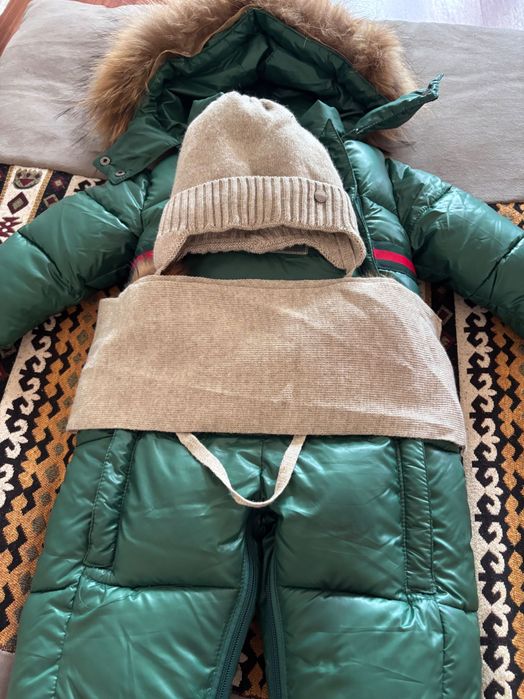 Продам детскую коляску , комбенизон зимний 62-68 см