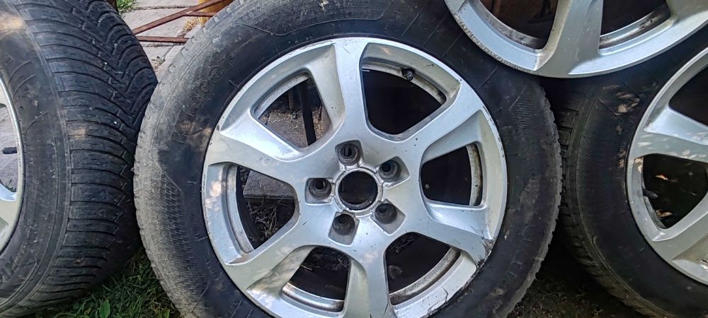 Гуми с джанти от Ауди а6