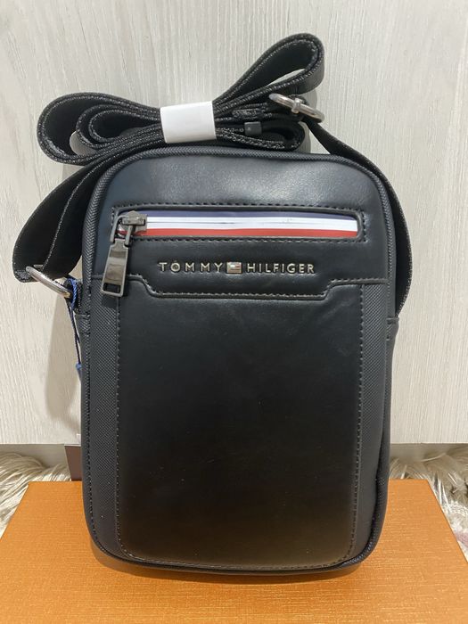 Барсетка Tommy Hilfiger