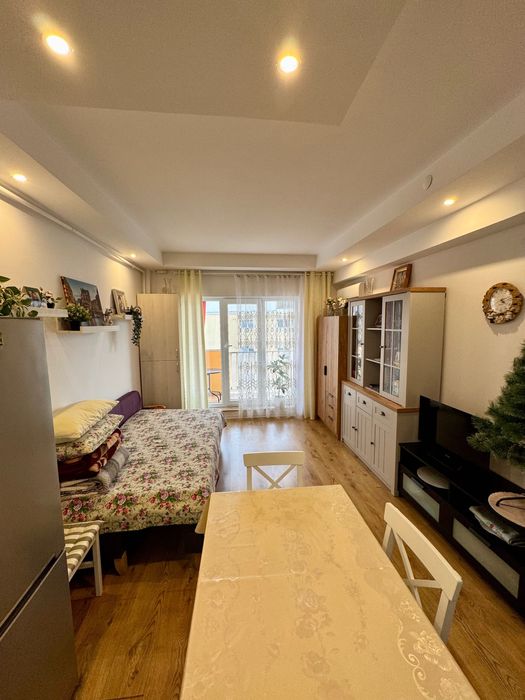 Apartament 2 camere Cosmopolis cu vedere la Piscina