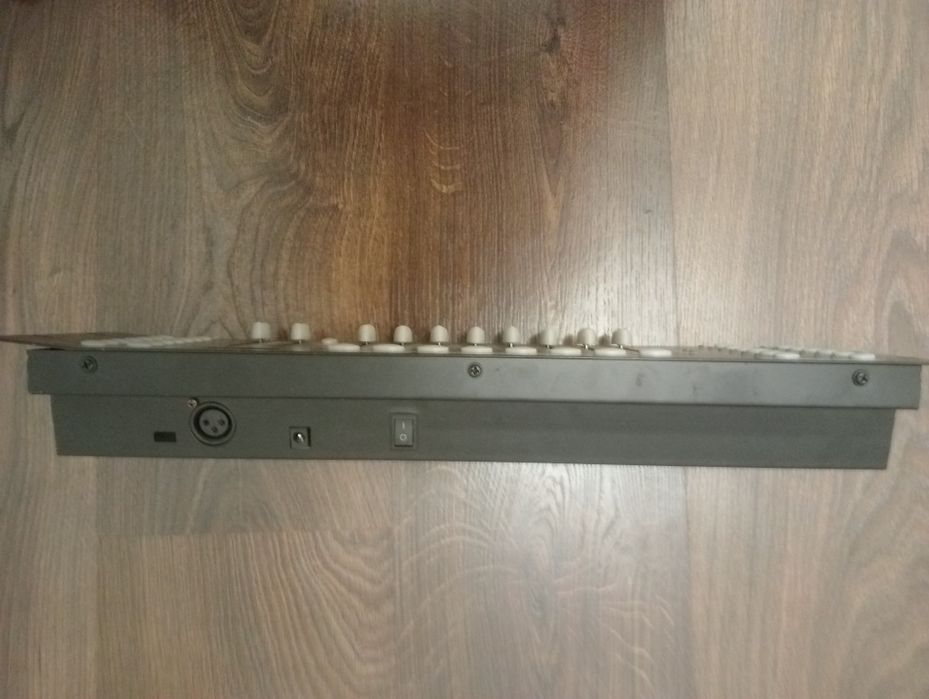 DMX контроллер освещения