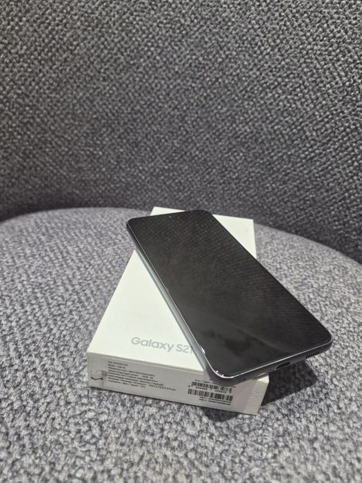 Samsung S21 FE самсунг