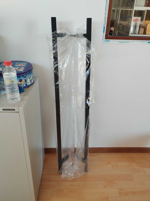 Дръжки за врати и прозорци