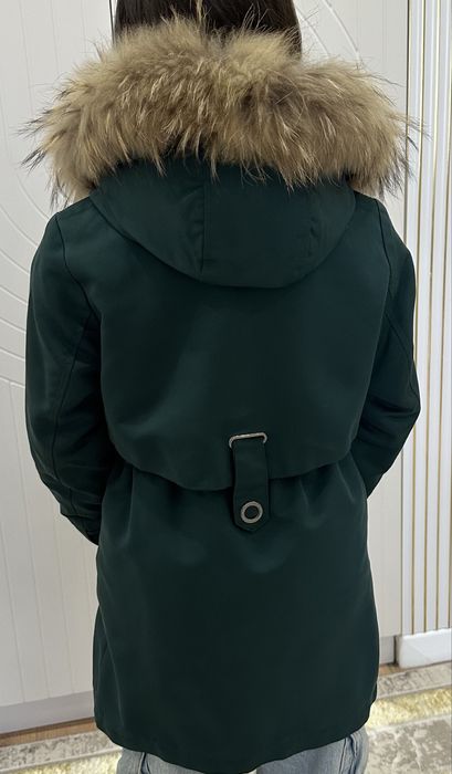 Продам парку на девочку