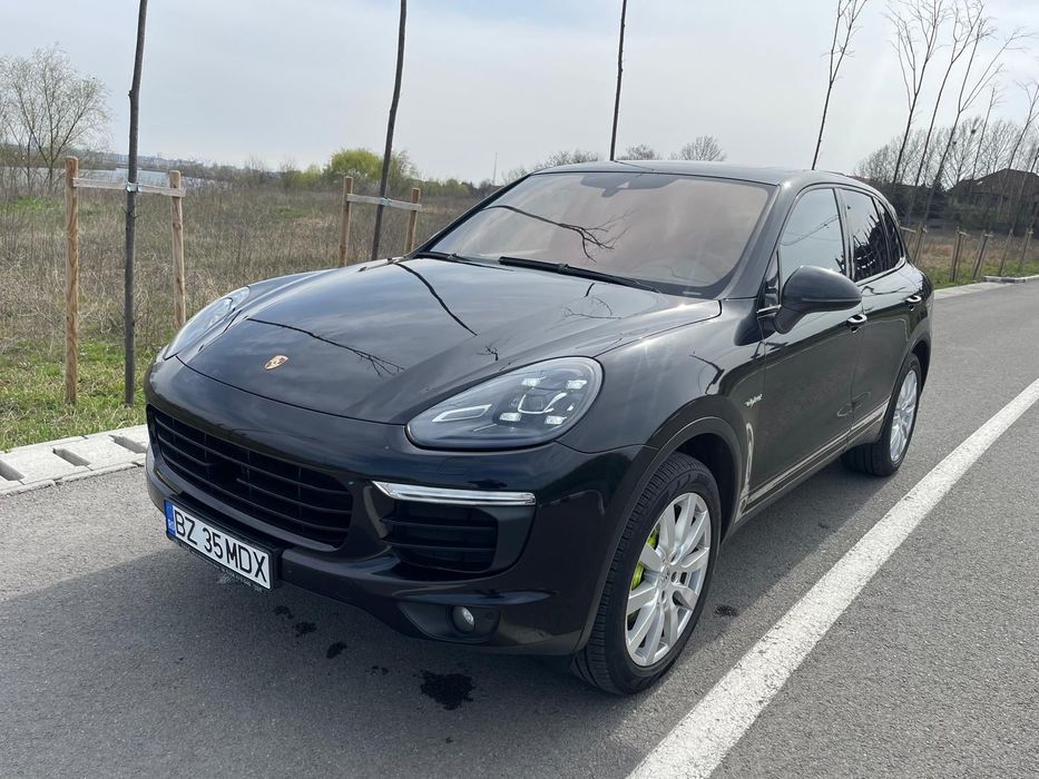 Porsche Cayenne Porsche Cayenne S E-Hybrid Facelift. Schimb cu Electric de preferat