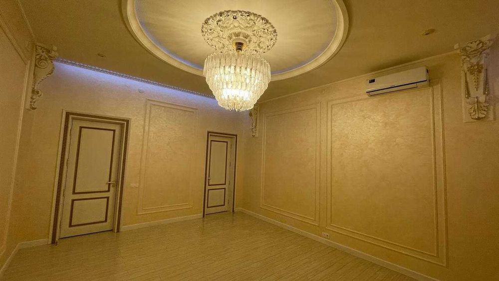 Сдается Шикарный больщой  дом Яккасарайский район